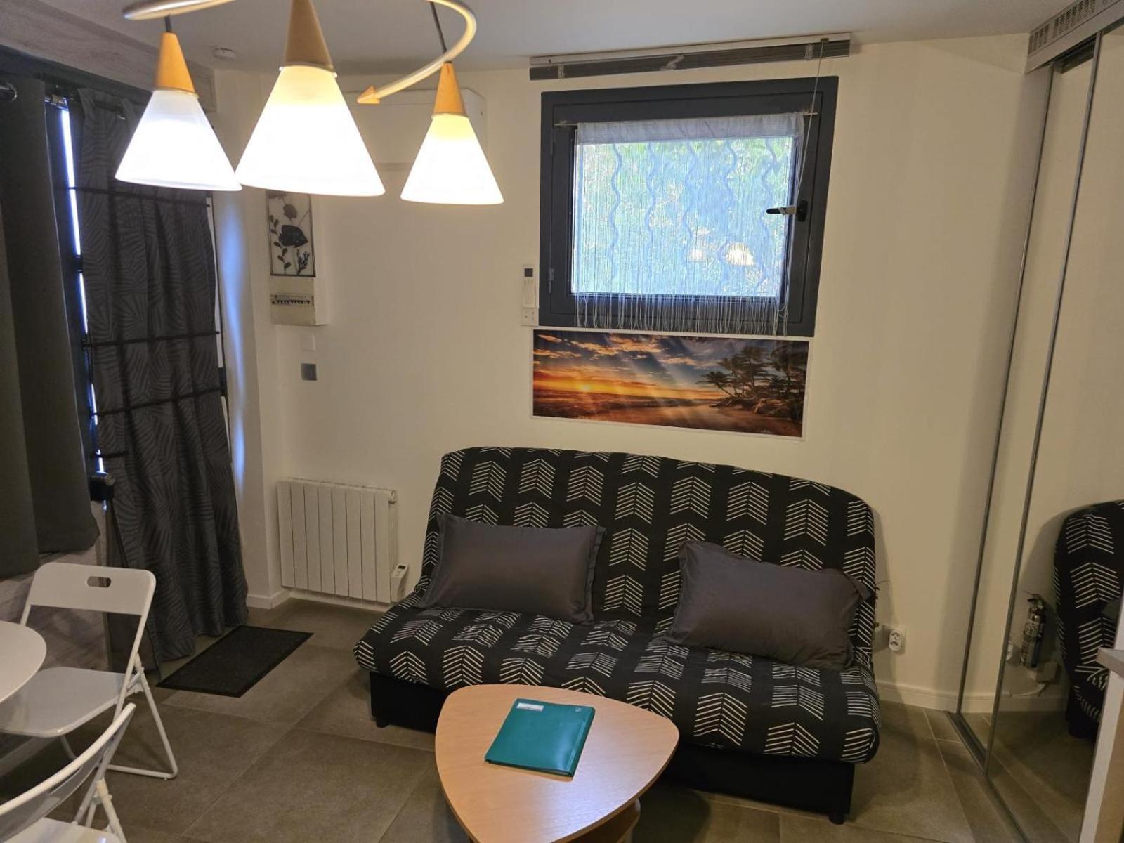 Studio Tout Equipe Et Chaleureux En Rez De Chaussee, Parfait Pour Explorer Montpellier Esterno foto